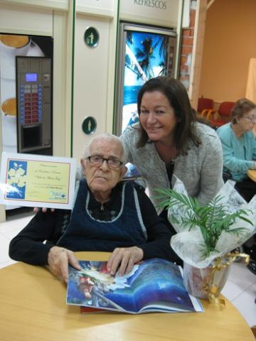 Concurso de "Rodolins i poemes" en el Centro Geriátrico Maria Gay