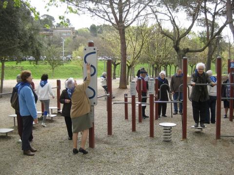 Sortida del dia Mundial de l'Activitat Física Centre Geriàtric Maria Gay