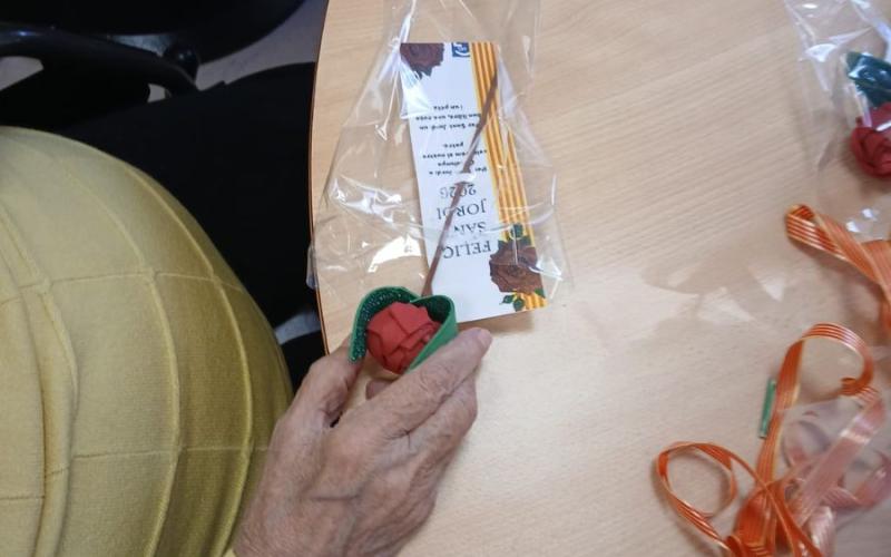 Les nostres roses elaborades pels residents.