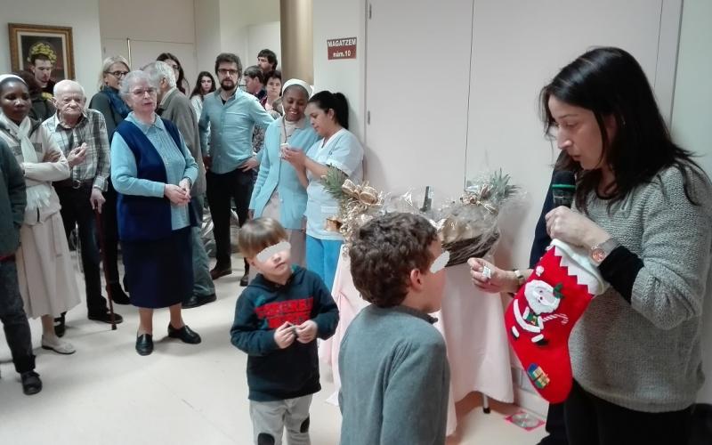 Sorteig de la Panera de Nadal al Centre Maria Gay de Girona